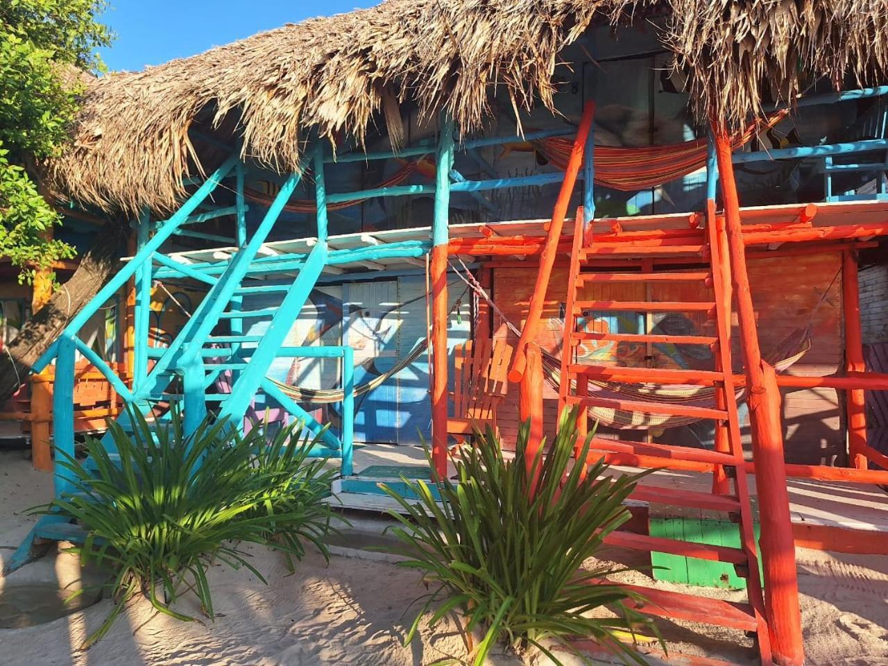 Hotel The Wizard & Bar Baru Playa Blanca Esterno foto