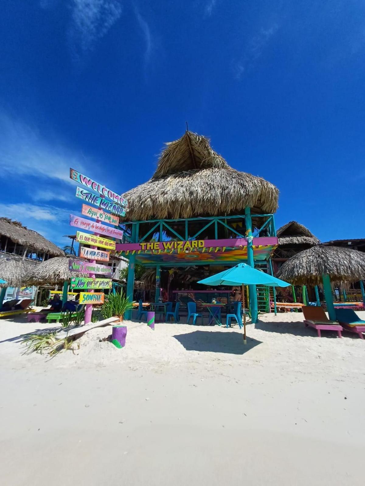 Hotel The Wizard & Bar Baru Playa Blanca Esterno foto